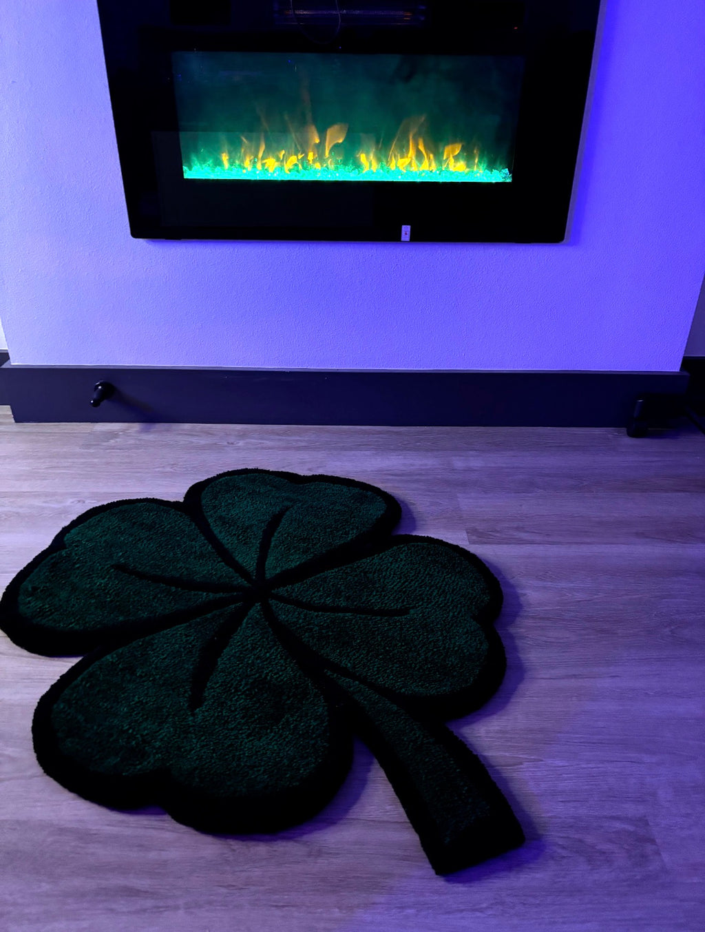 “CLOVER”