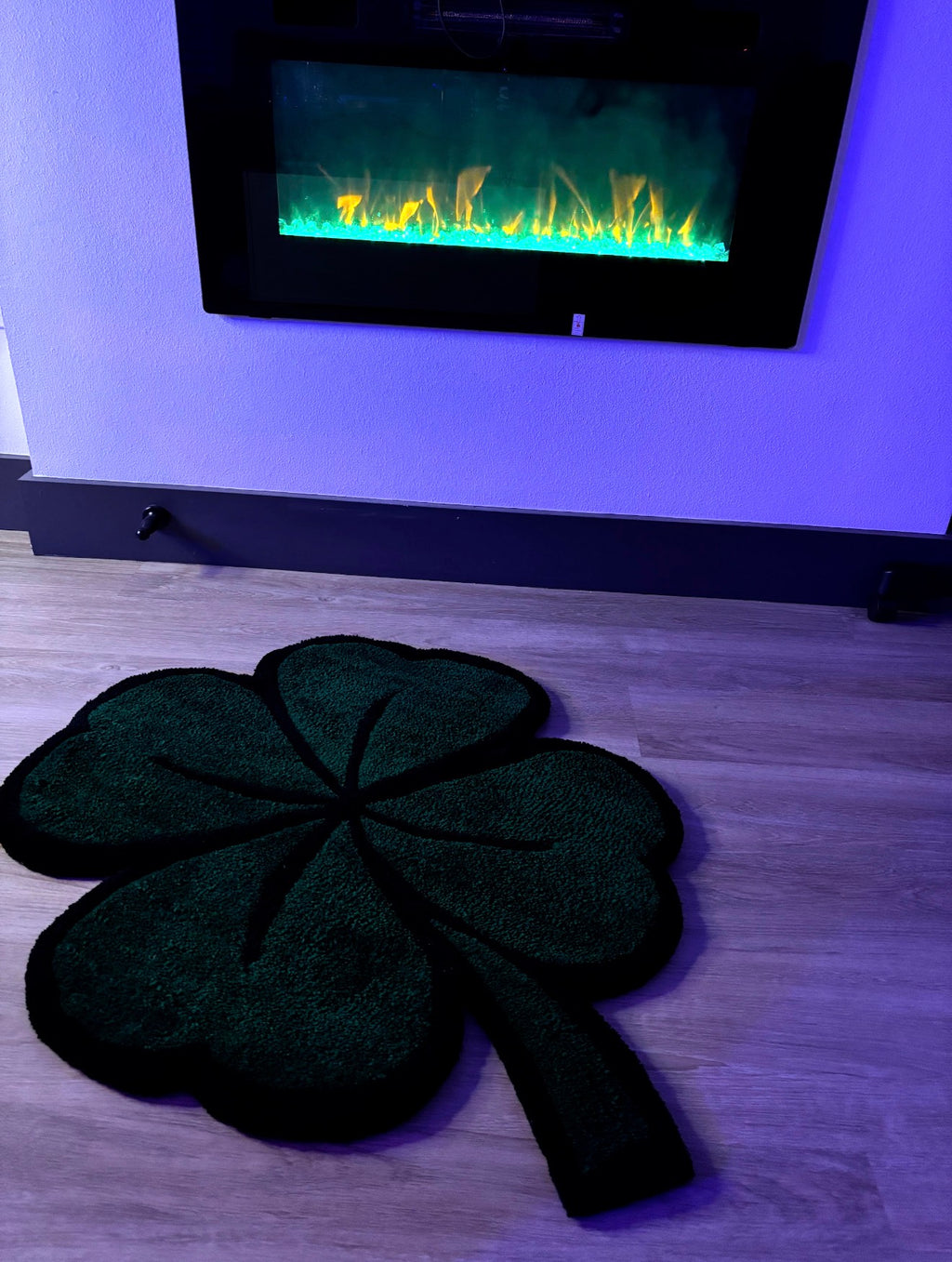 “CLOVER”