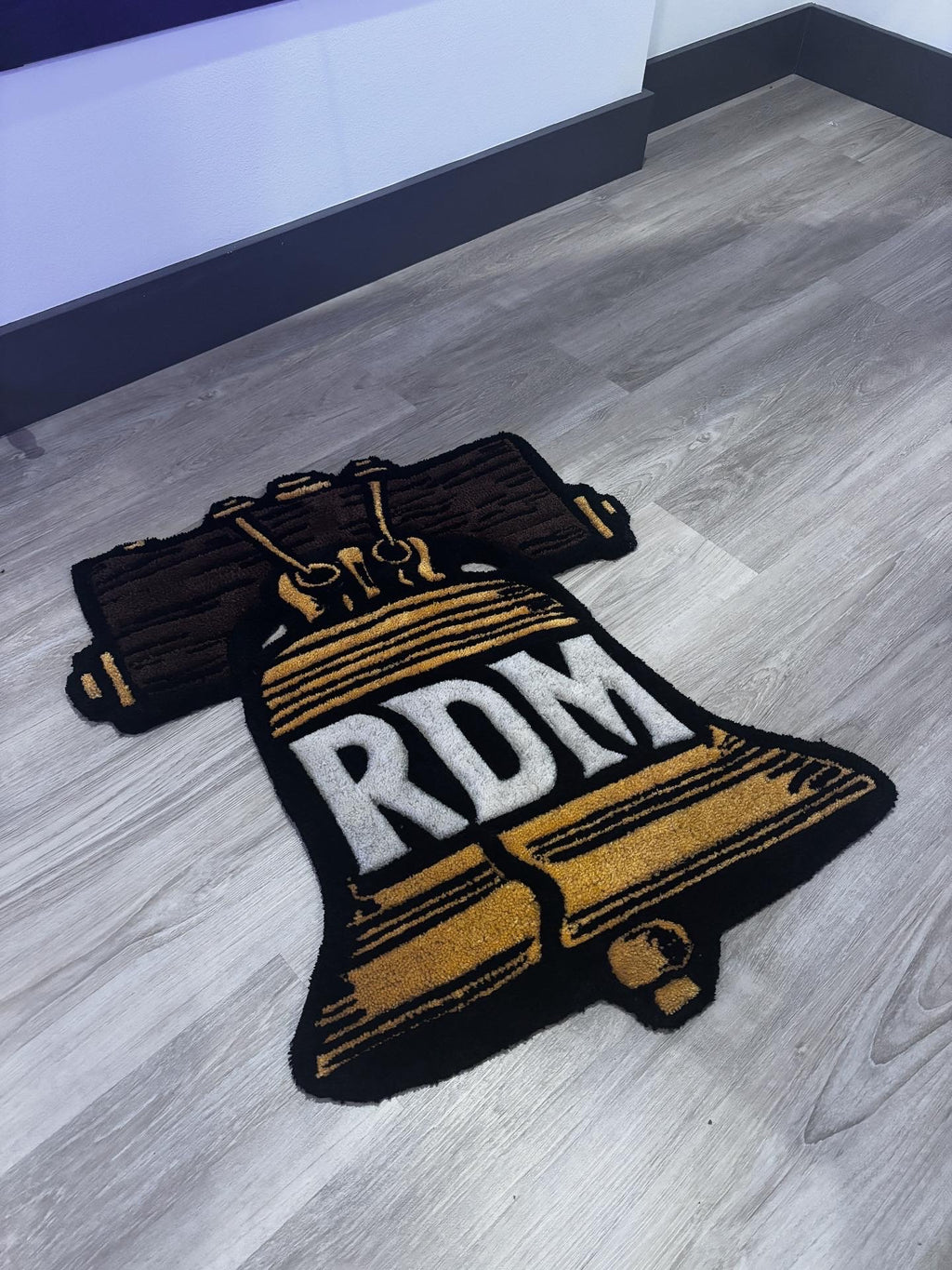 “RDM LOGO”
